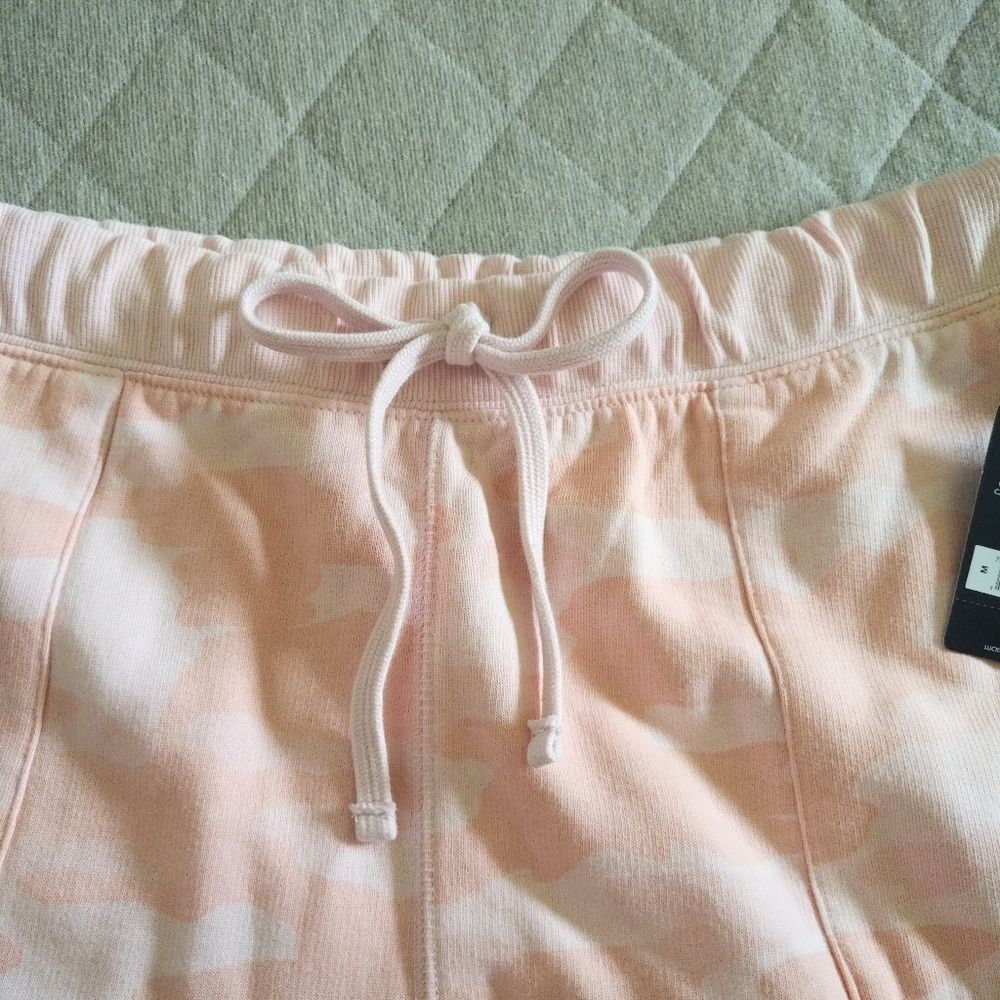 Lucky🍀 Brand Pink Camouflage Lounge Shorts - Picture 5 of 12